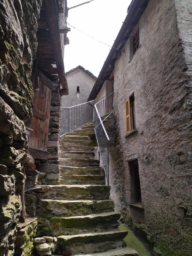 Il Fiume Di Fianco. Appartamento Alta Valsesia Mollia Exteriér fotografie